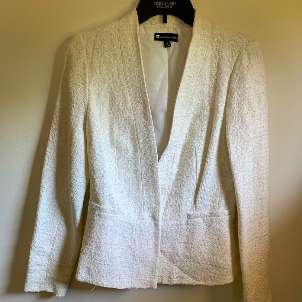 Ivory with gold thread specks